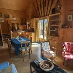 Mountain In Alpesi faház Beauvezer