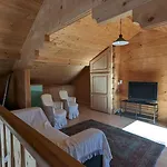 Mountain In Alpesi faház Beauvezer