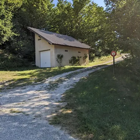Chalet Mountain In Beauvezer