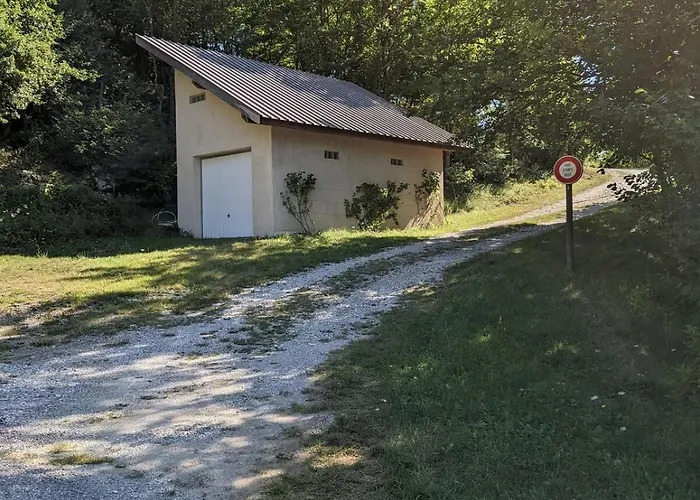 Chalet Mountain In Beauvezer